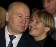 Лужков подтвердил продажу "Интеко"