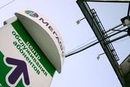 "МегаФон" отказался судиться с должниками за роуминг