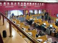 Индекс ММВБ упал до минимума с начала года