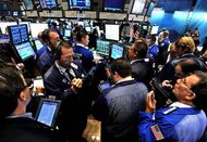 Основной фондовый индекс США вступил в "медвежью фазу"