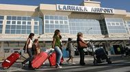 Бюджетники Кипра вышли на забастовку, аэропорты закрыты