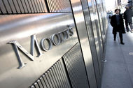 Moody's снизило рейтинги 15 крупнейших международных банков