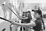 Подростков, желающих подработать, обманывают с зарплатами