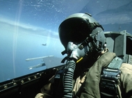 СМИ: Из ВВС увольняются молодые летчики из-за неполной выплаты зарплат